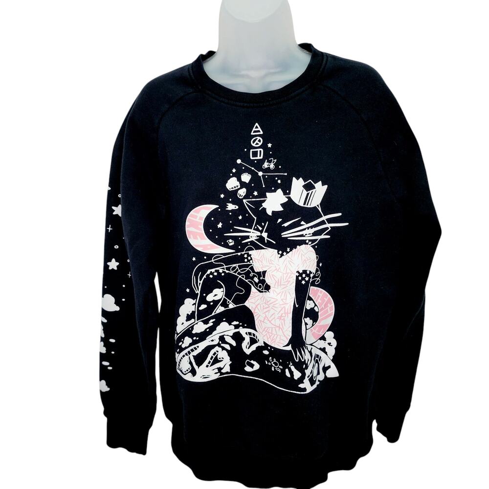 Women's Black Long Sleeve Pull Over Style Princess Cat Graphic Sweatshirt